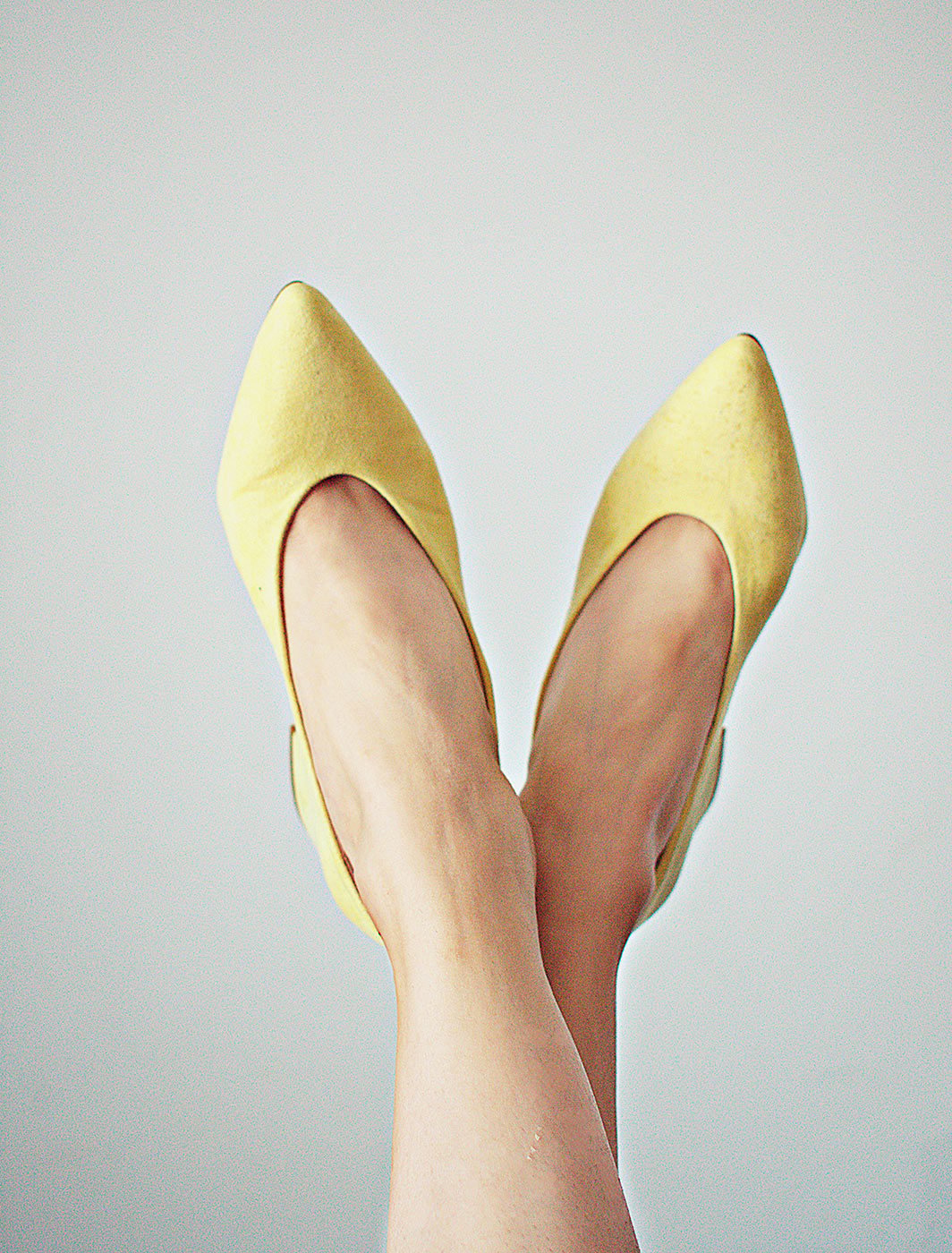 Mid heel shoes